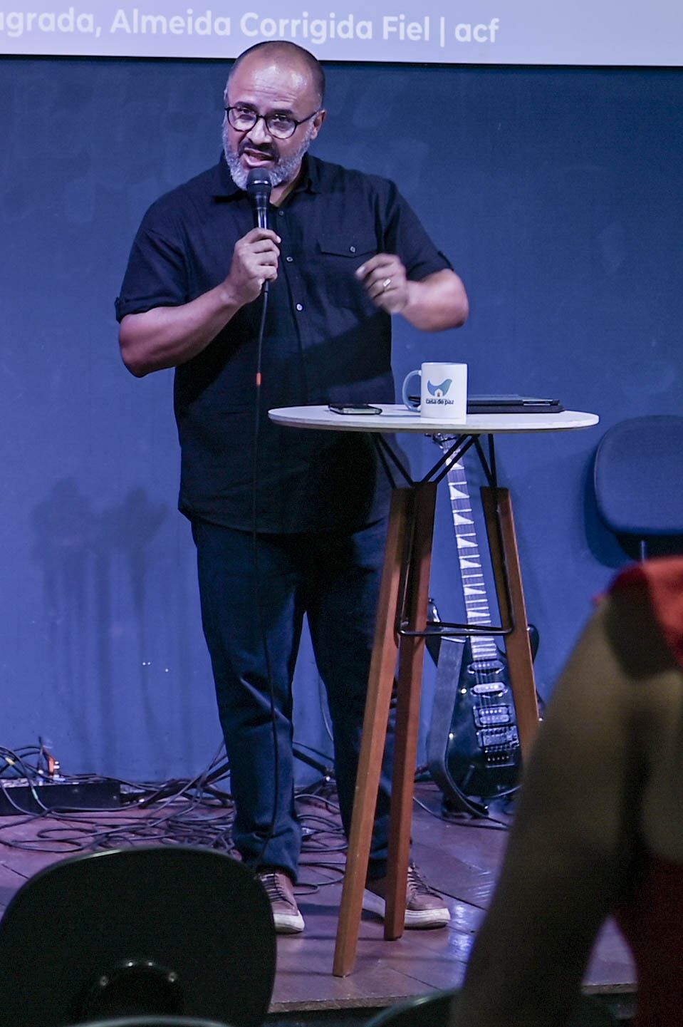 Ovelhas sem Pastor: o cuidado que o mundo precisa